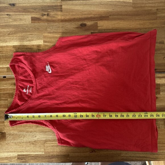 The Nike Tee Tank Top T-shirt Mens L Red USA 100% Cotton Gym Athletic Minimal - Picture 8 of 8